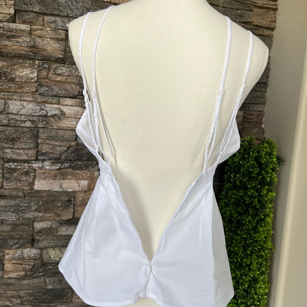 Kendall & Kylie Elegant White Top - Picture 6 of 12